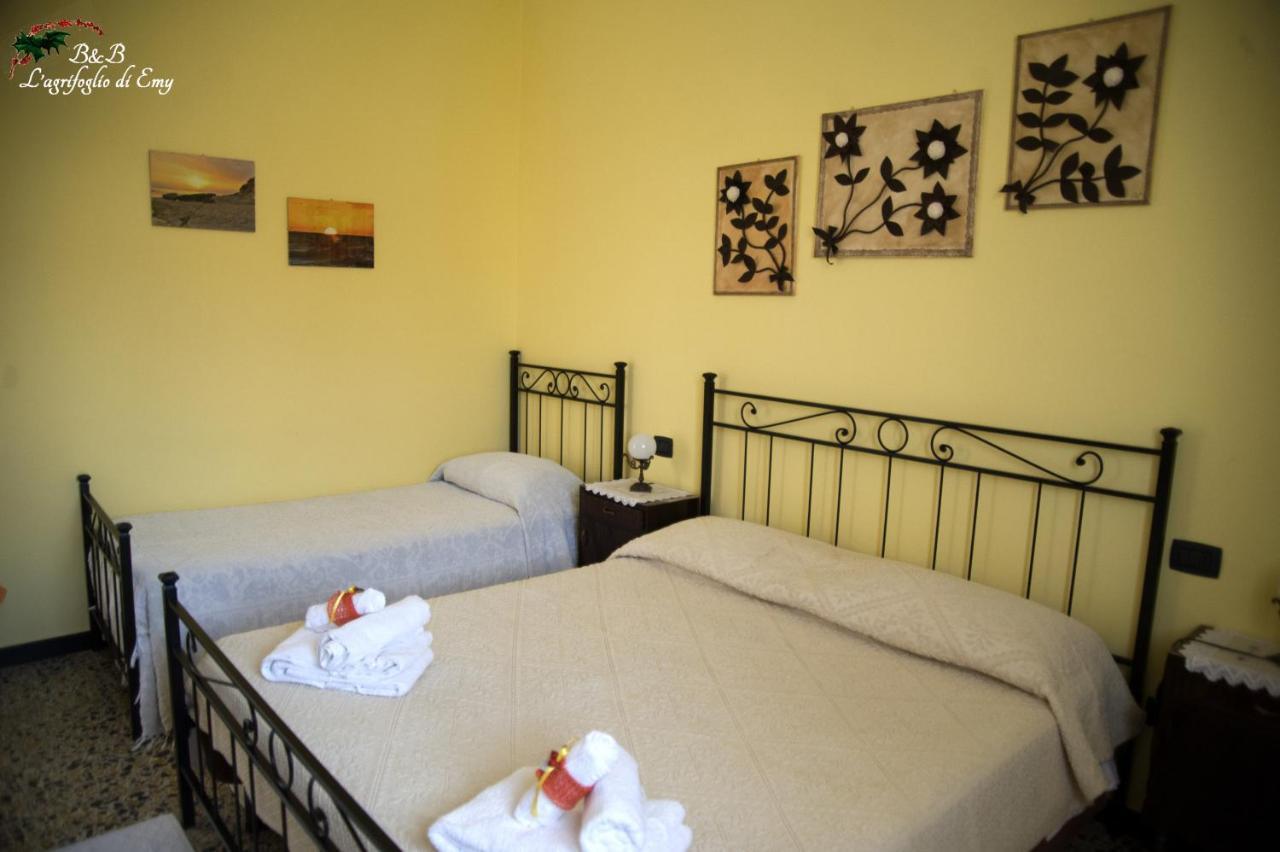 L'Agrifoglio Di Emy Bed & Breakfast Guspini Exterior foto